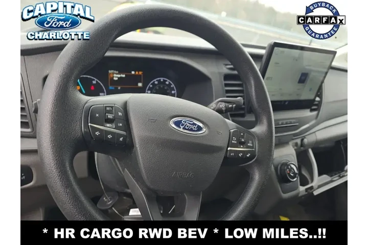 $29999 : Ford E-Transit 2023 350 3dr image 10
