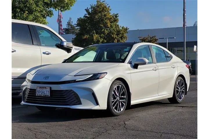 $33414 : Toyota Camry 2025 SE 4dr Sed image 10