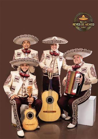 Mariachis en Santo Domingo image 3