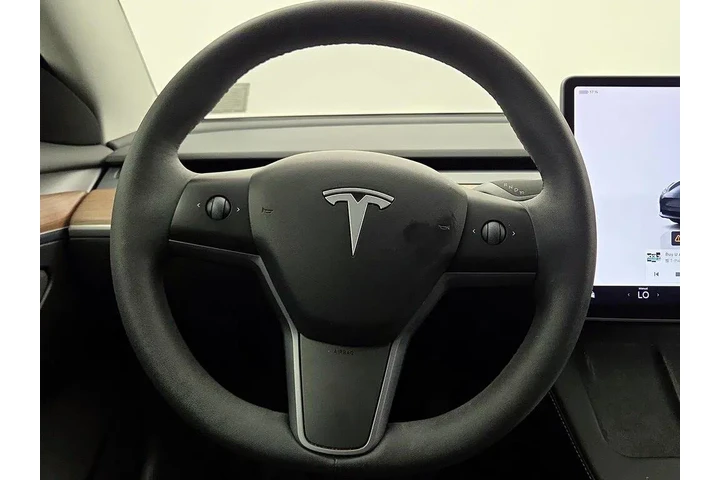 $23998 : Tesla Model 3 2023 4dr Sedan image 10