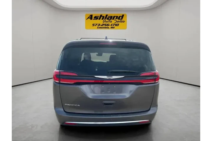 $17900 : 2022 Pacifica Touring L image 5