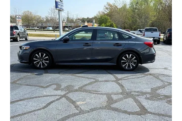 $24208 : Honda Civic 2024 EX 4dr Seda image 7