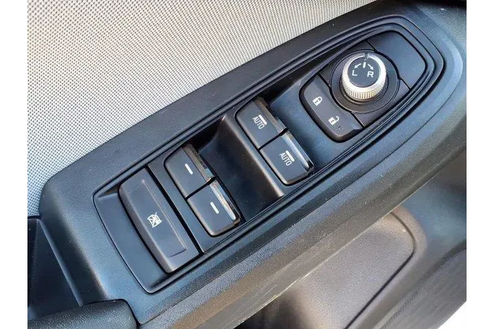 $20238 : Subaru Crosstrek 2021 AWD Pr image 10