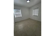 $700 : charmingHOME ..South Miami, FL thumbnail
