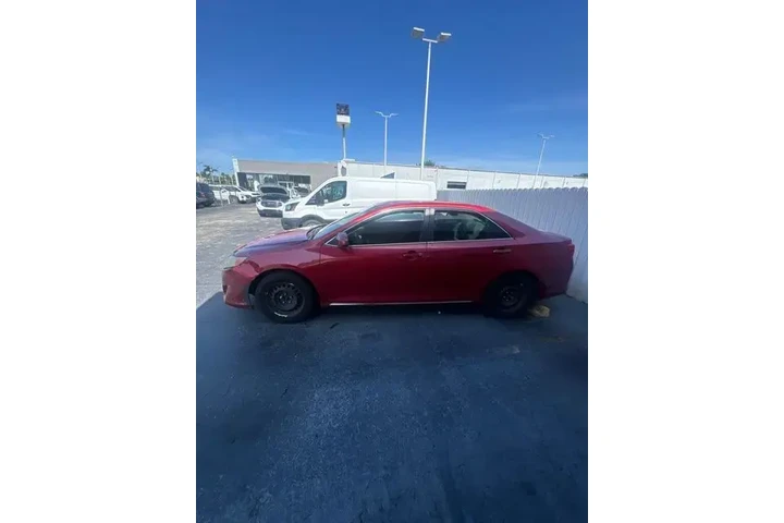$3990 : Toyota Camry 2012 LE 4dr Sed image 2