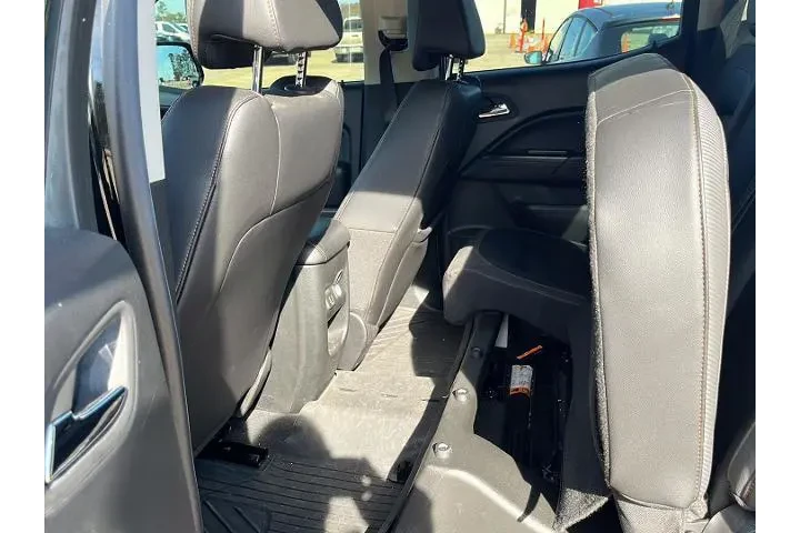 $29533 : GMC Canyon 2022 4x4 AT4 4dr image 8