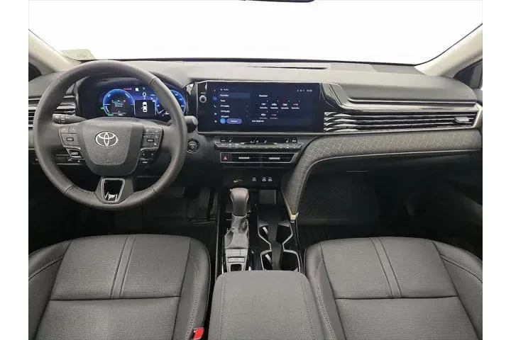 $39998 : Toyota Camry 2026 AWD XLE 4d image 9