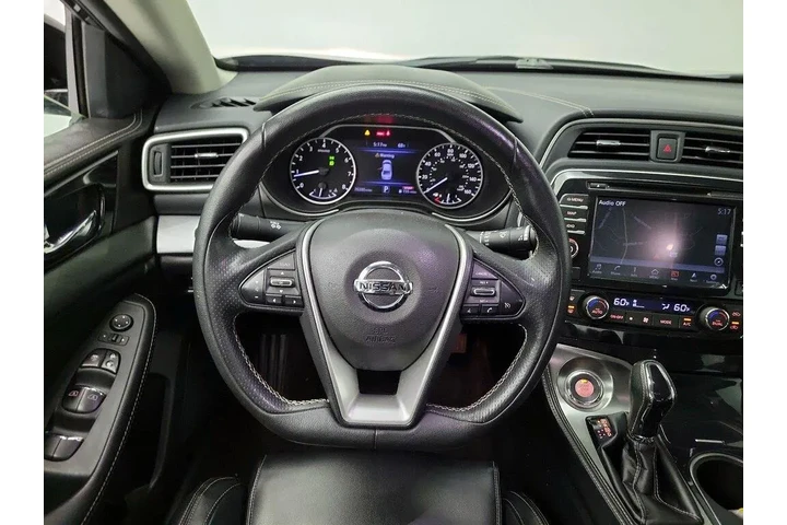 $19998 : Nissan Maxima 2018 3.5 SV 4d image 10