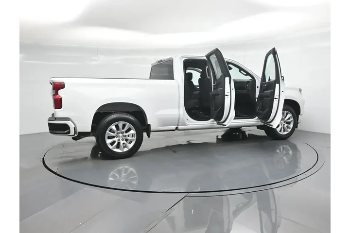 $29500 : Chevrolet Silverado 1500 202 image 5