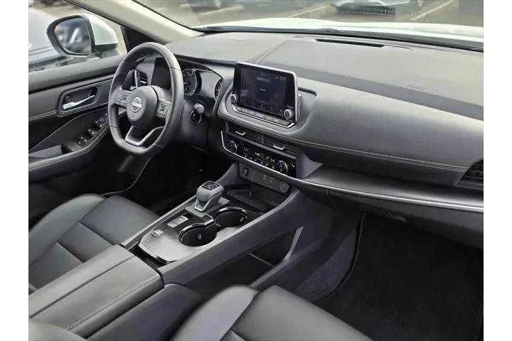 $23800 : Nissan Rogue 2024 SV 4dr Cro image 9