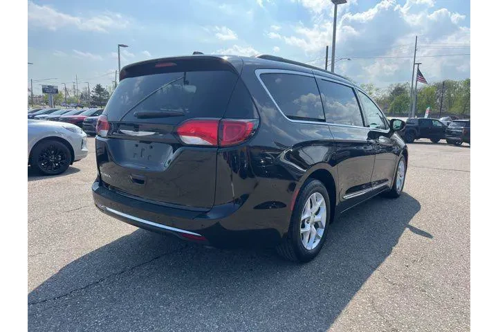 $12688 : Chrysler Pacifica 2017 Touri image 4