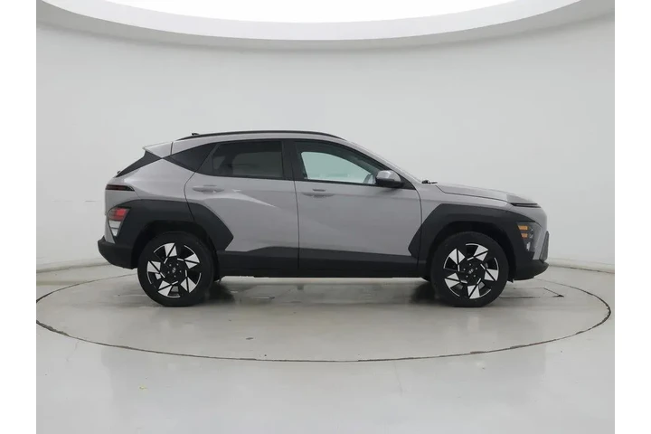 $23998 : Hyundai KONA 2024 AWD SEL 4d image 7