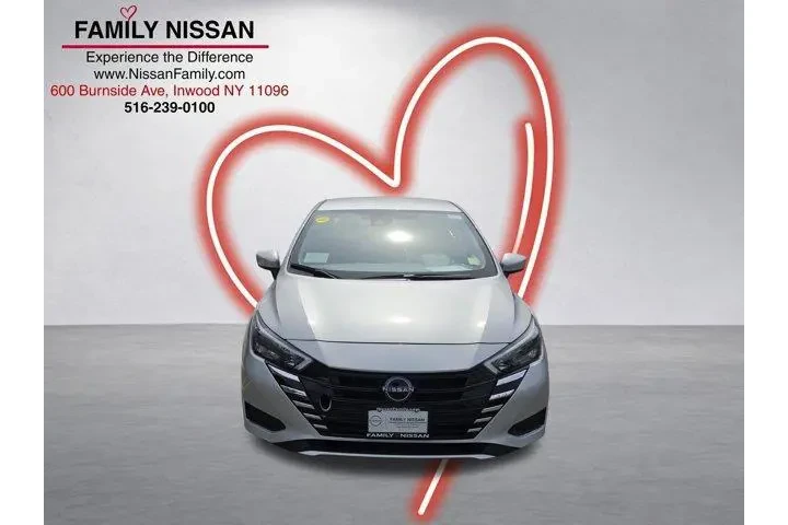 $16555 : Nissan Versa 2025 SV 4dr Sed image 2