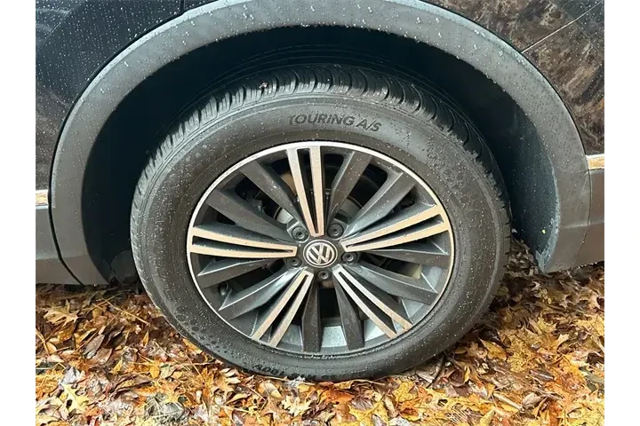 $13358 : Volkswagen Tiguan 2019 SE 4d image 4