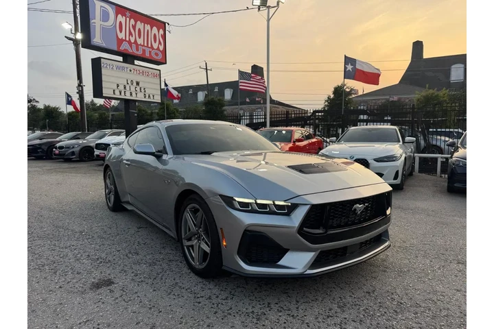 2024 Mustang GT Premium Coupe image 1