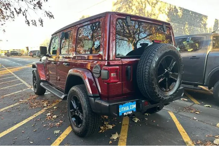 $37995 : Jeep Wrangler Unlimited 2022 image 3