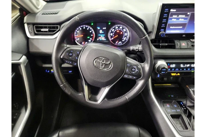 $22998 : Toyota RAV4 2019 XLE Premium image 9