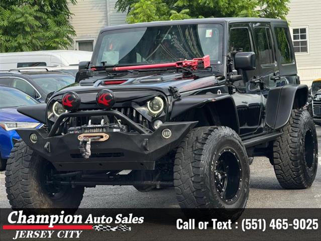 Used 2016 Wrangler Unlimited image 1