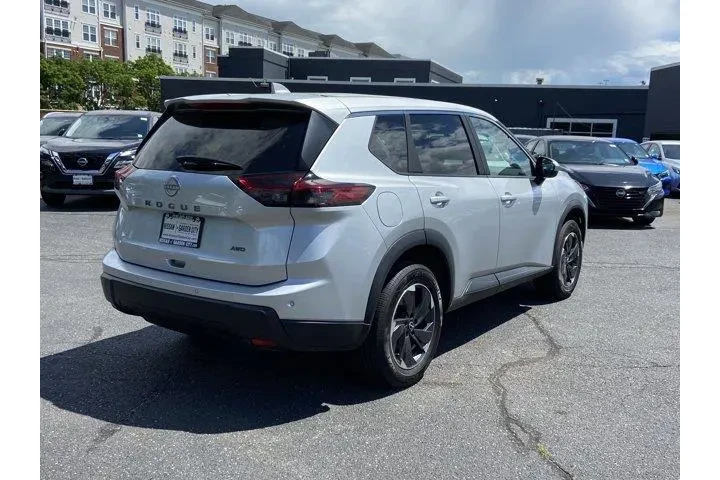 $19487 : Nissan Rogue 2025 AWD SV 4dr image 4