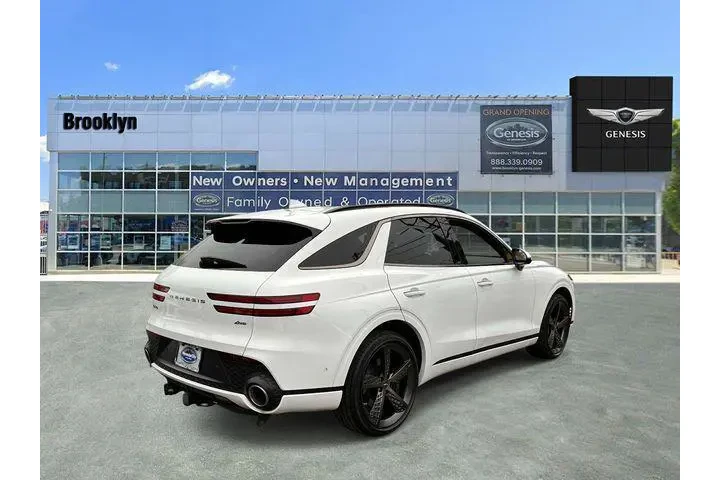 $34888 : Genesis GV70 2023 AWD 2.5T S image 4