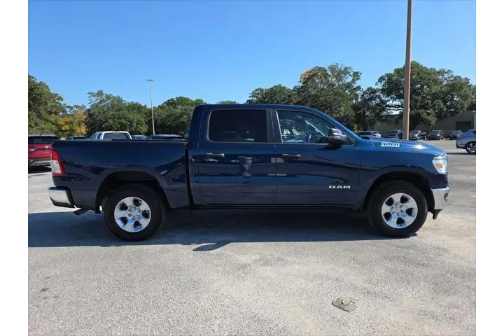 $37342 : Ram 1500 2024 4x4 Big Horn 4 image 10