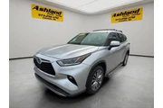 2021 Highlander Hybrid Platin en Columbia