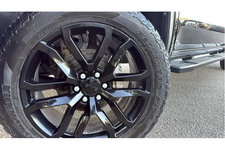 $36991 : GMC Sierra 1500 2020 4x4 AT4 image 6