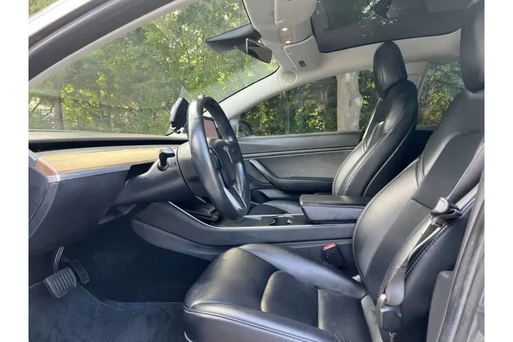 $17991 : 2018 Model 3 Long Range image 10