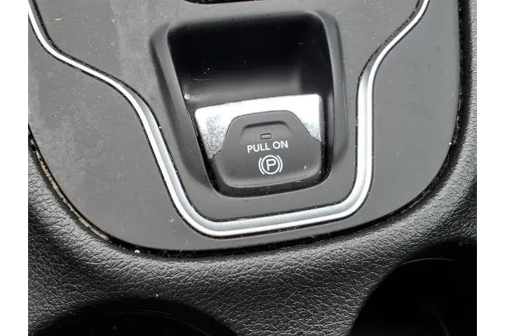 $12988 : Jeep Cherokee 2020 4x4 North image 10