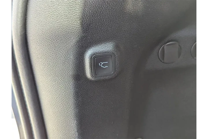 $12870 : Jeep Cherokee 2021 4x4 Limit image 10