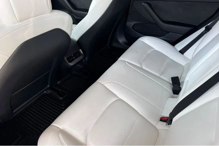 $24900 : Tesla Model 3 2022 AWD Long image 7