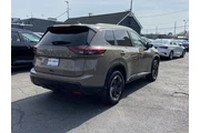 $17487 : Nissan Rogue 2024 AWD SV 4dr thumbnail