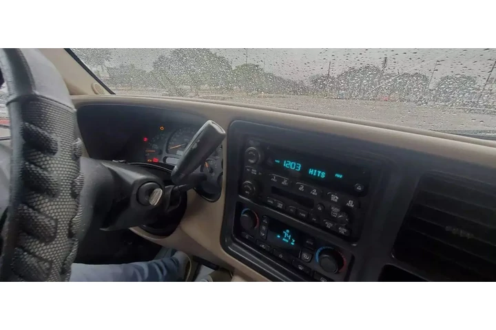 $7995 : 2005 GMC SIERRA 1500 CREW CAB image 5