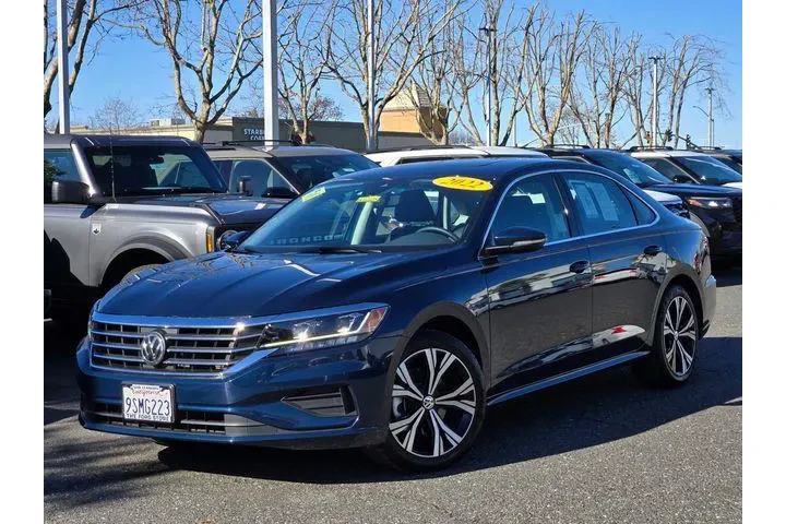 $19995 : Volkswagen Passat 2022 SE 4d image 2