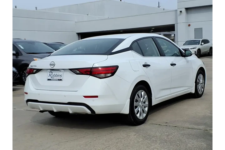 $19989 : Nissan Sentra 2025 S 4dr Sed image 5