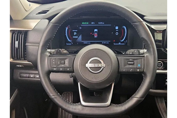 $37998 : Nissan Pathfinder 2024 Plati image 10