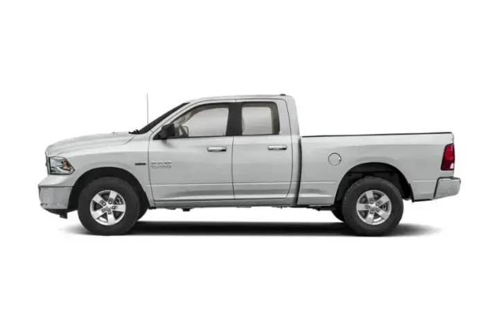 Ram 1500 Classic 2021 4x4 SL image 6