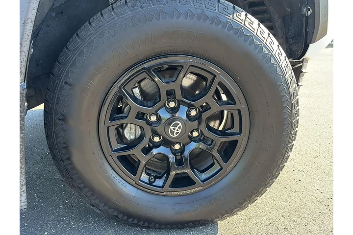 $32299 : Silver Certified 2019 Tacoma image 5