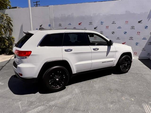 $14995 : Used 2015 Grand Cherokee RWD image 2