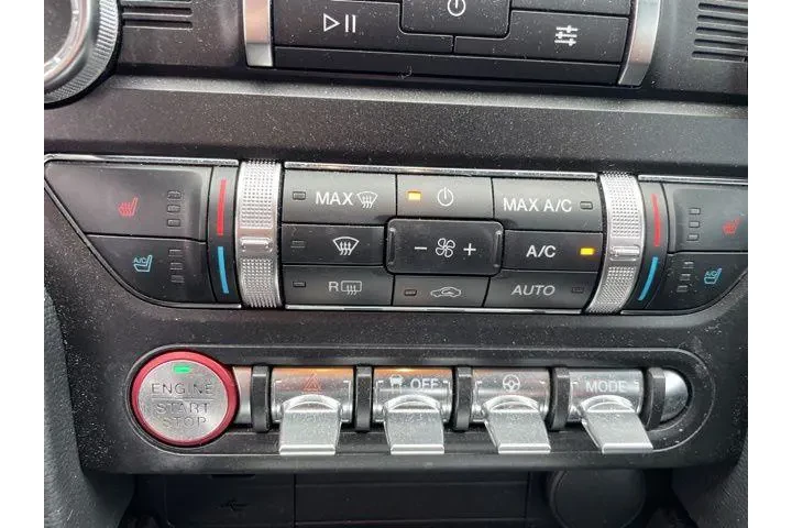 $21992 : Ford Mustang 2019 EcoBoost P image 10