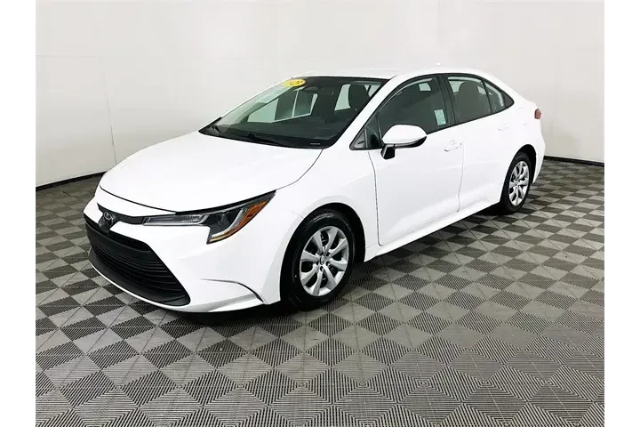 $19900 : Toyota Corolla 2023 LE 4dr S image 3