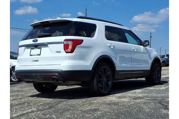 $20242 : Ford Explorer 2017 XLT 4dr S image 4