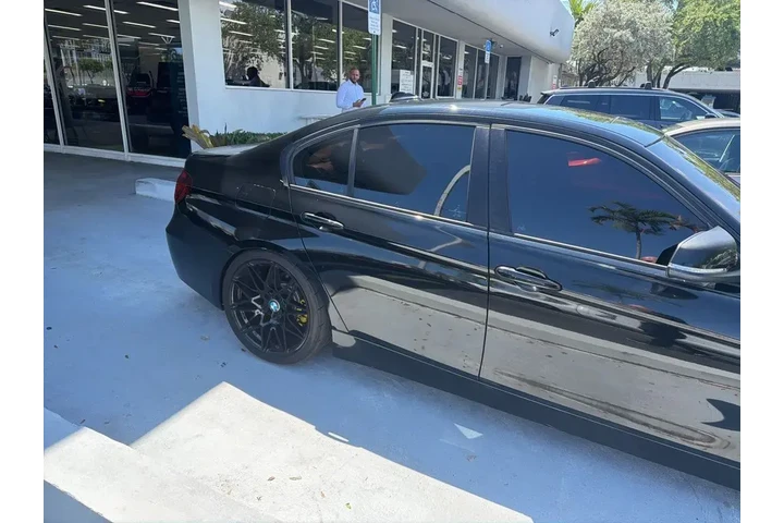 $3500 : BMW 3 Series 2014 320i 4dr S image 4