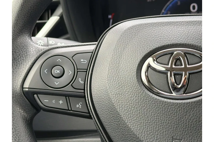 $26602 : Toyota Corolla 2026 LE 4dr S image 10