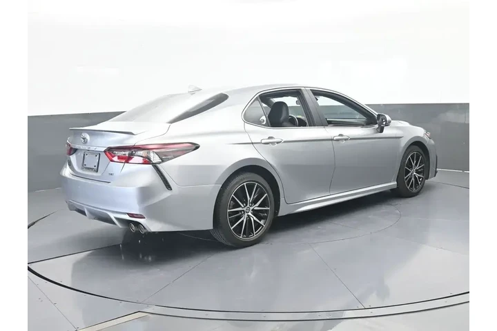 $22421 : Toyota Camry 2022 SE 4dr Sed image 6