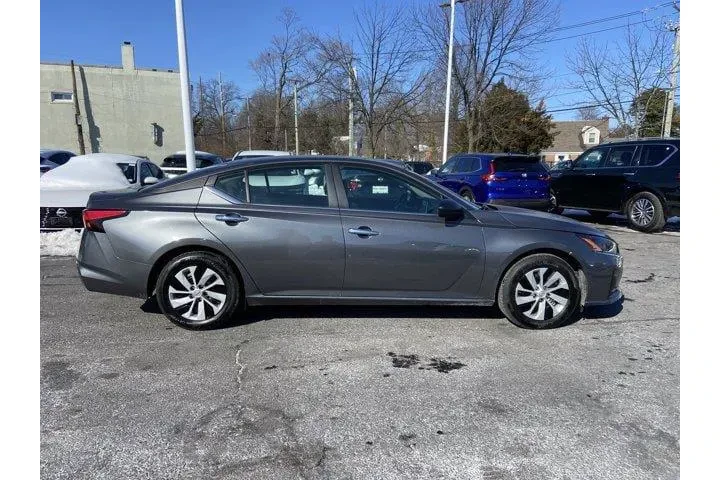 $18700 : Nissan Altima 2025 2.5 S 4dr image 3