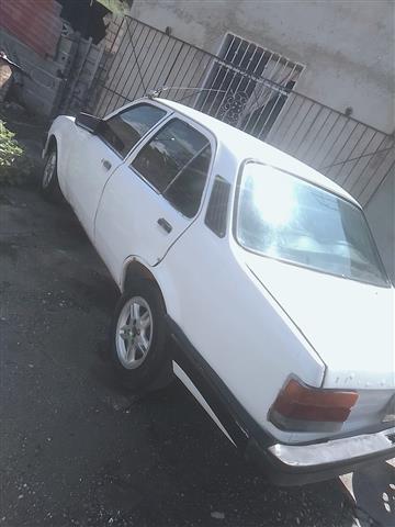 $1550 : Vendo mi Chevette 4 puertas image 2