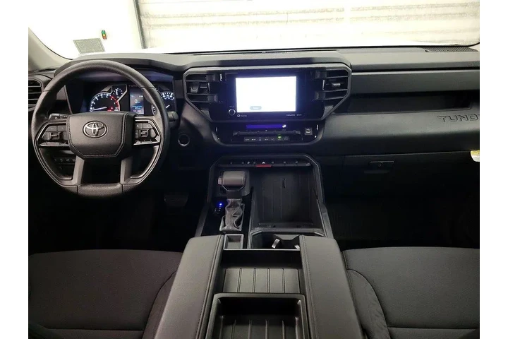 $36998 : Toyota Tundra 2023 4x2 SR 4d image 9