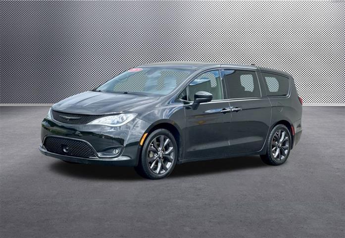 $13657 : 2019 Pacifica Touring Plus image 3