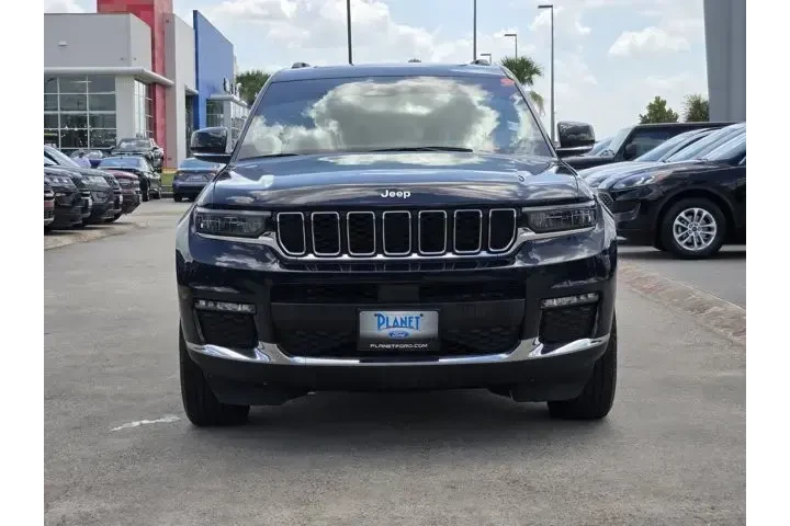 $32989 : Jeep Grand Cherokee L 2024 4 image 2